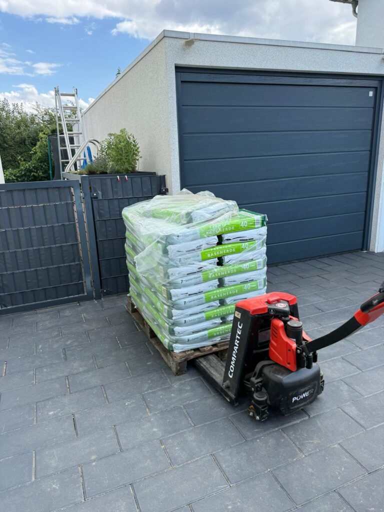 Kundenfoto zu Rasenerde 40 L Premium – Ton & Quarzsand | Bevermann Qualität